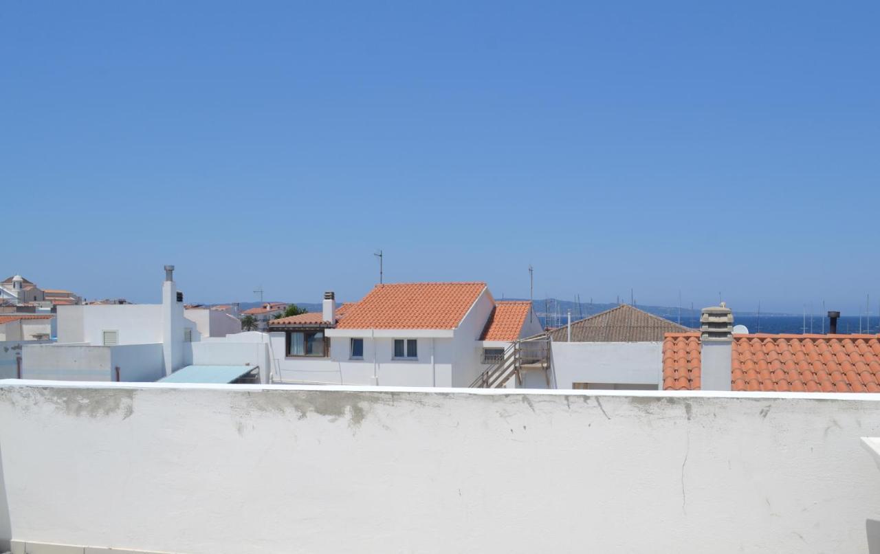 I Fenicotteri - Appartamenti Sul Mare Calasetta Exterior photo