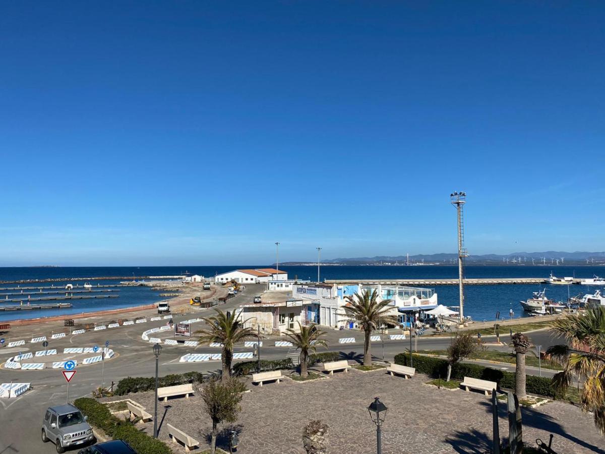 I Fenicotteri - Appartamenti Sul Mare Calasetta Exterior photo
